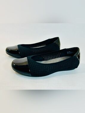 Baretraps Mia Black Textile Flat size 9
